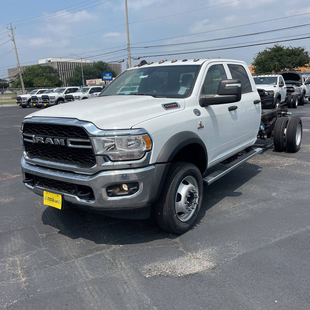 2024 Ram 5500 Chassis Tradesman/SLT/Laramie/Limited