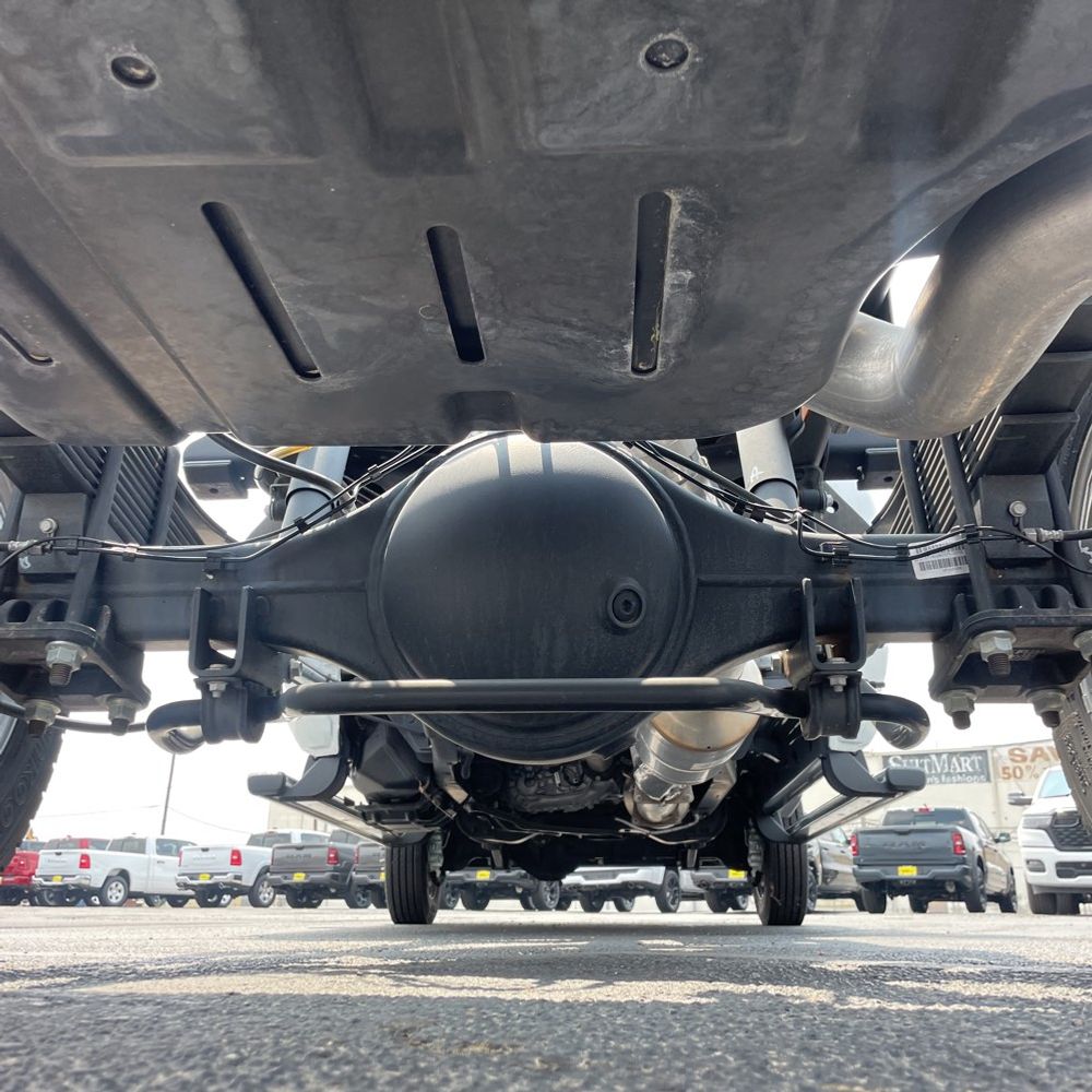 2024 Ram 5500 Chassis Tradesman/SLT/Laramie/Limited