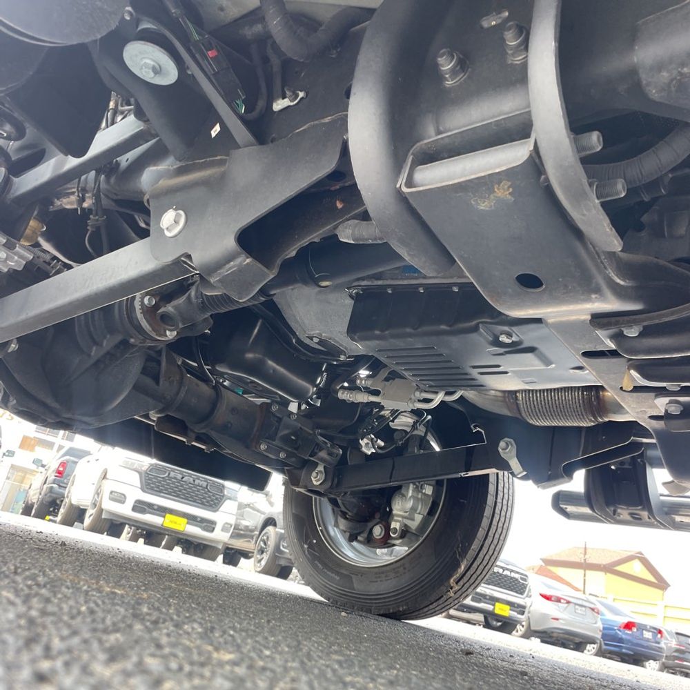 2024 Ram 5500 Chassis Tradesman/SLT/Laramie/Limited