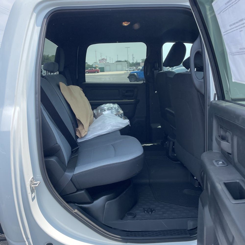 2024 Ram 5500 Chassis Tradesman/SLT/Laramie/Limited