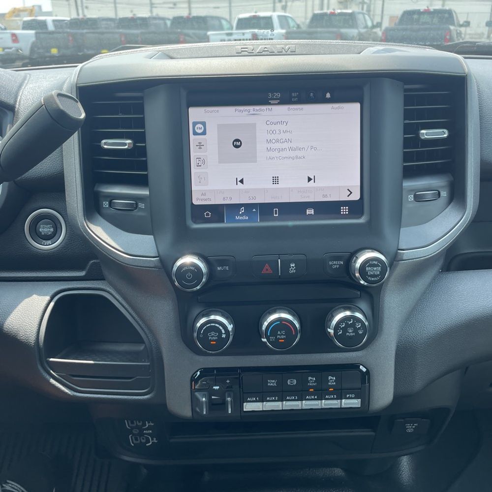 2024 Ram 5500 Chassis Tradesman/SLT/Laramie/Limited