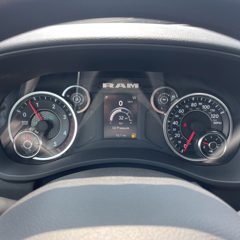 2024 Ram 5500 Chassis Tradesman/SLT/Laramie/Limited