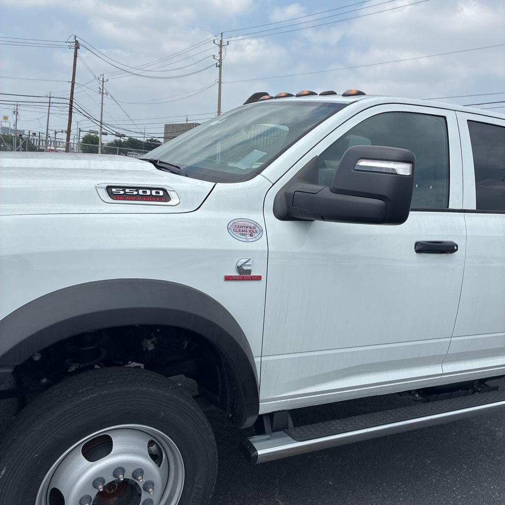 2024 Ram 5500 Chassis Tradesman/SLT/Laramie/Limited