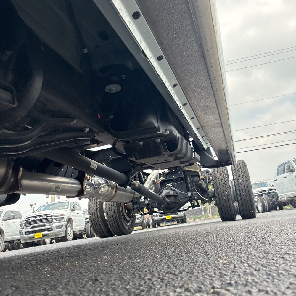 2024 Ram 5500 Chassis Tradesman/SLT/Laramie/Limited