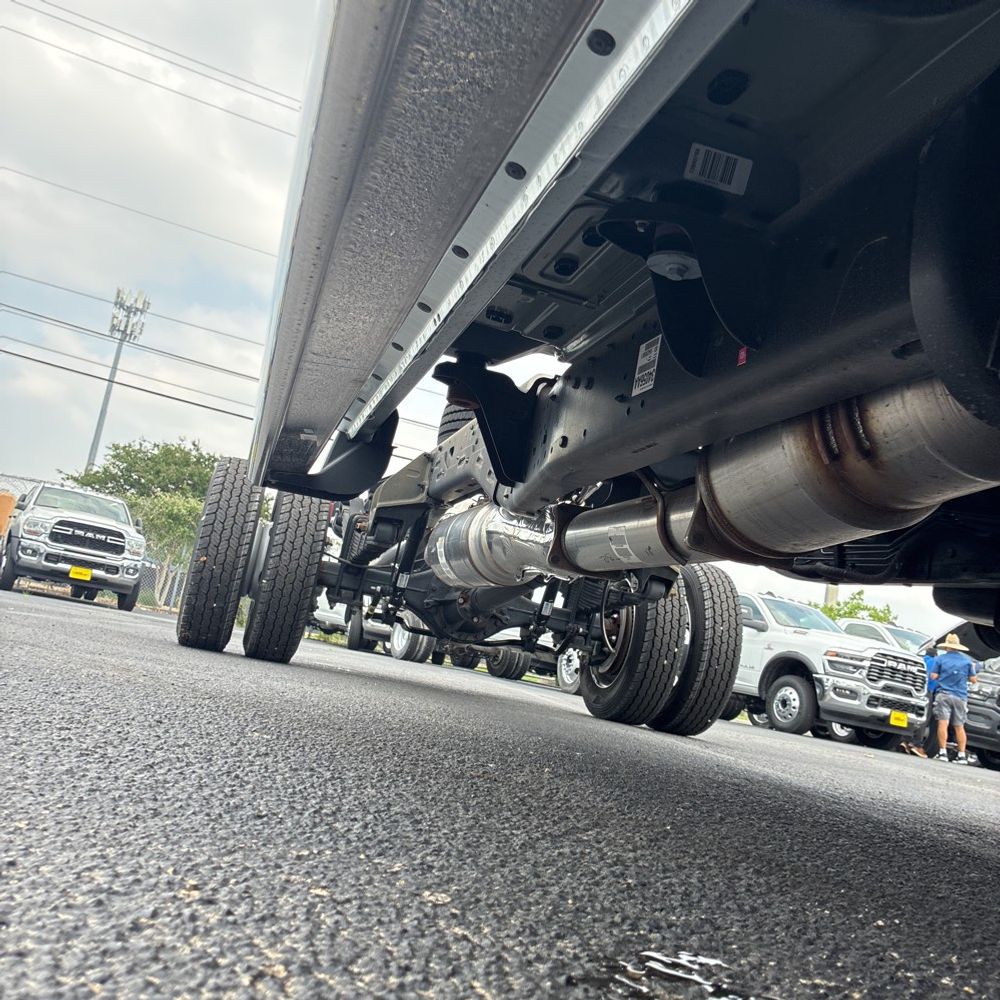 2024 Ram 5500 Chassis Tradesman/SLT/Laramie/Limited