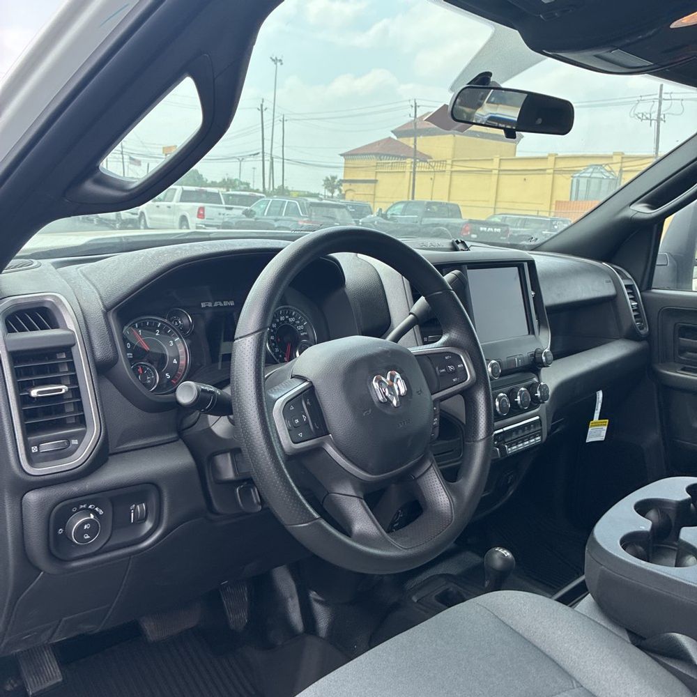2024 Ram 5500 Chassis Tradesman/SLT/Laramie/Limited