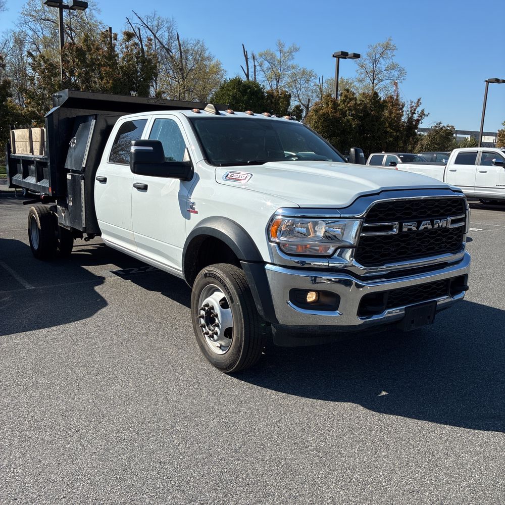 2024 Ram 5500 Chassis Tradesman/SLT/Laramie/Limited