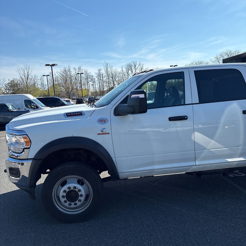 2024 Ram 5500 Chassis Tradesman/SLT/Laramie/Limited