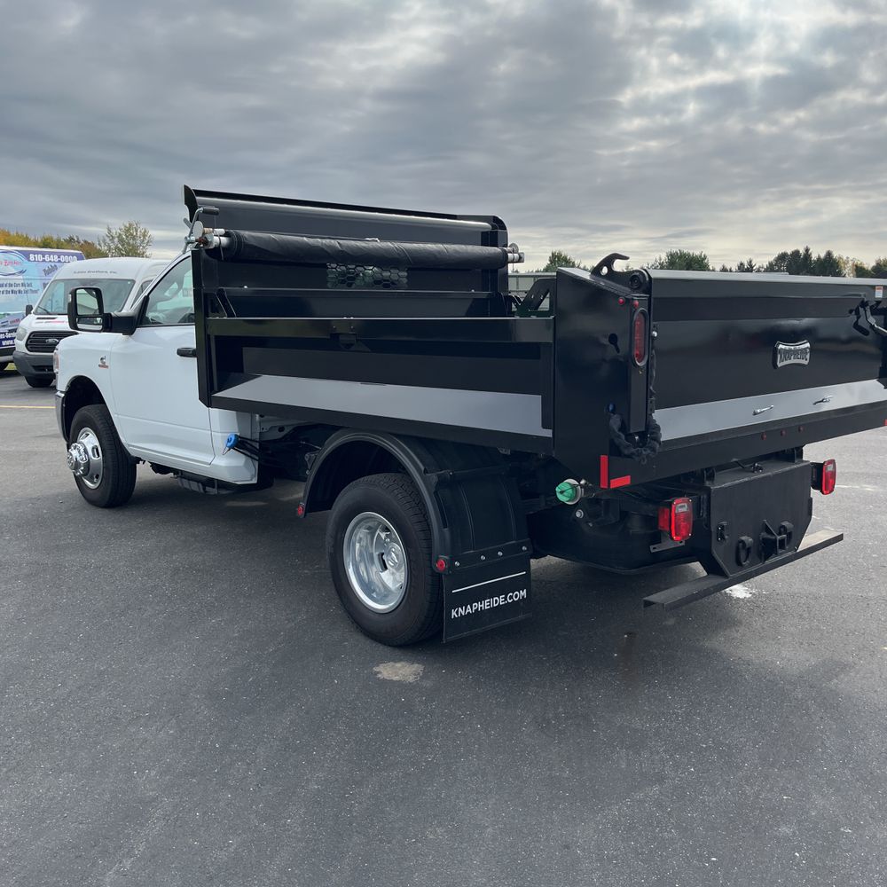 2024 Ram 3500 Cab/Chassis Tradesman