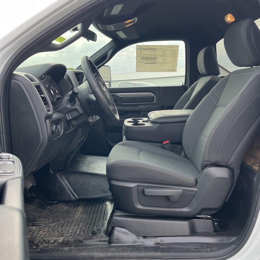2024 Ram 3500 Cab/Chassis Tradesman