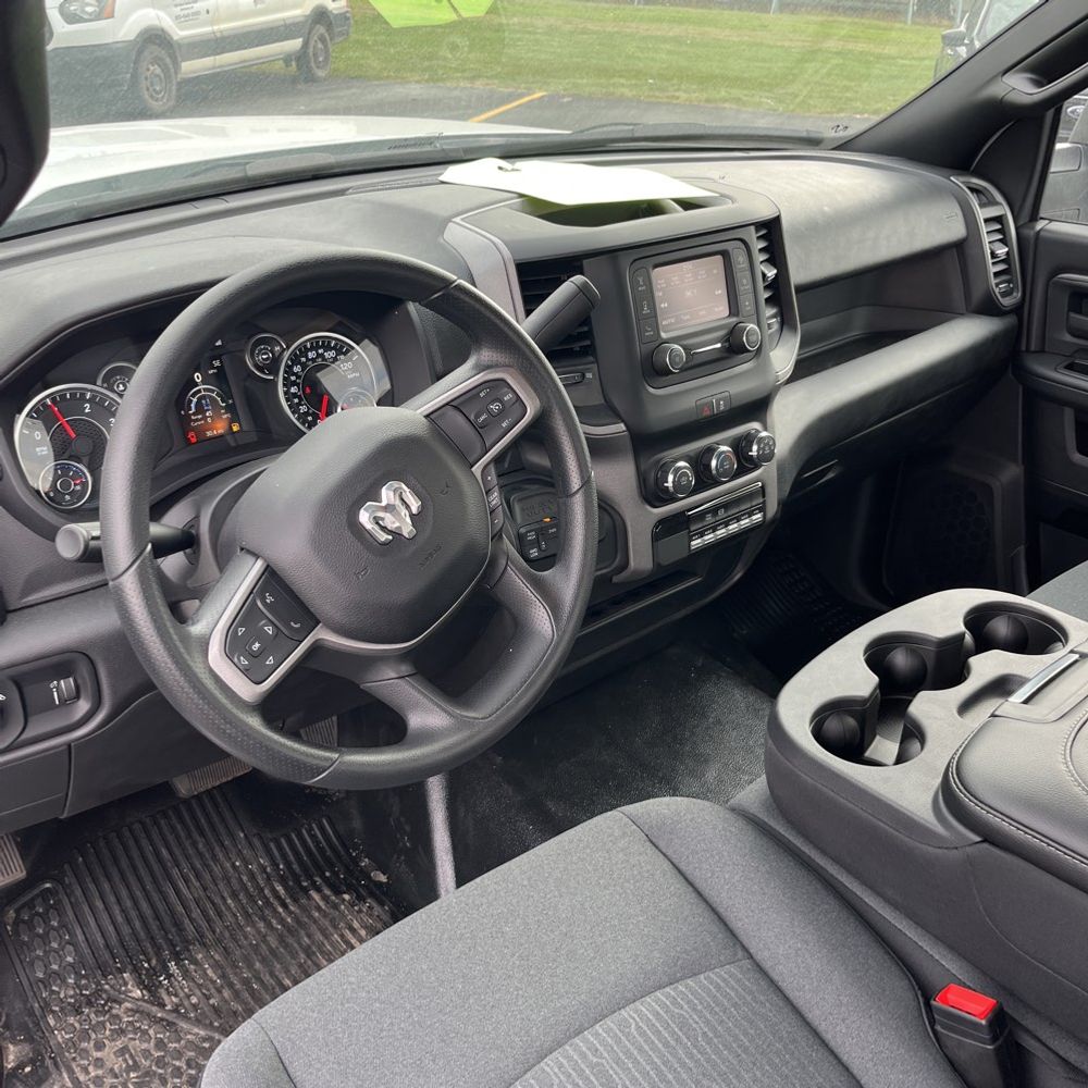 2024 Ram 3500 Cab/Chassis Tradesman