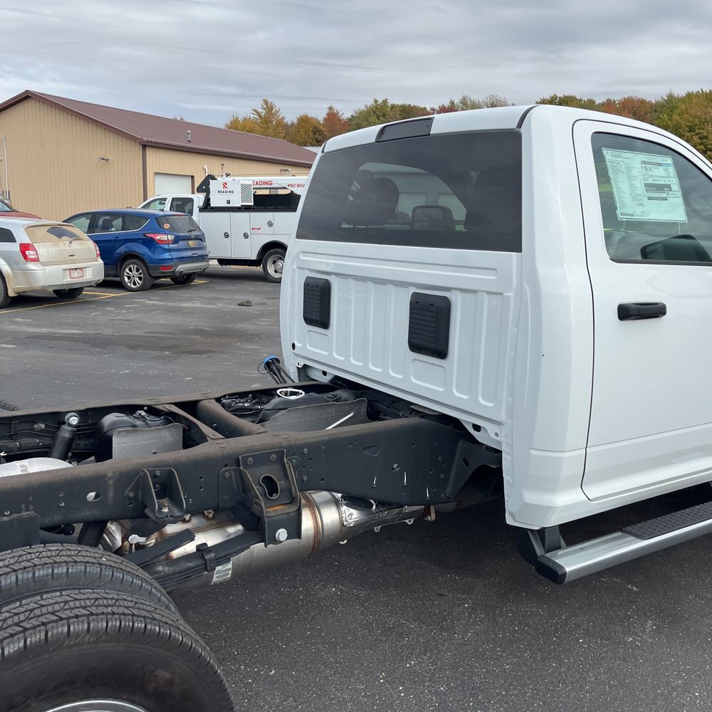 2024 Ram 3500 Cab/Chassis Tradesman