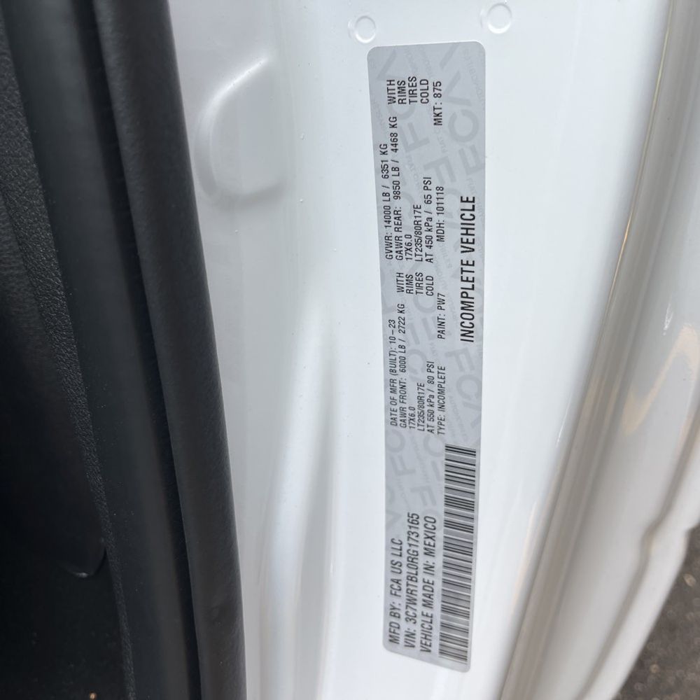 2024 Ram 3500 Cab/Chassis Tradesman