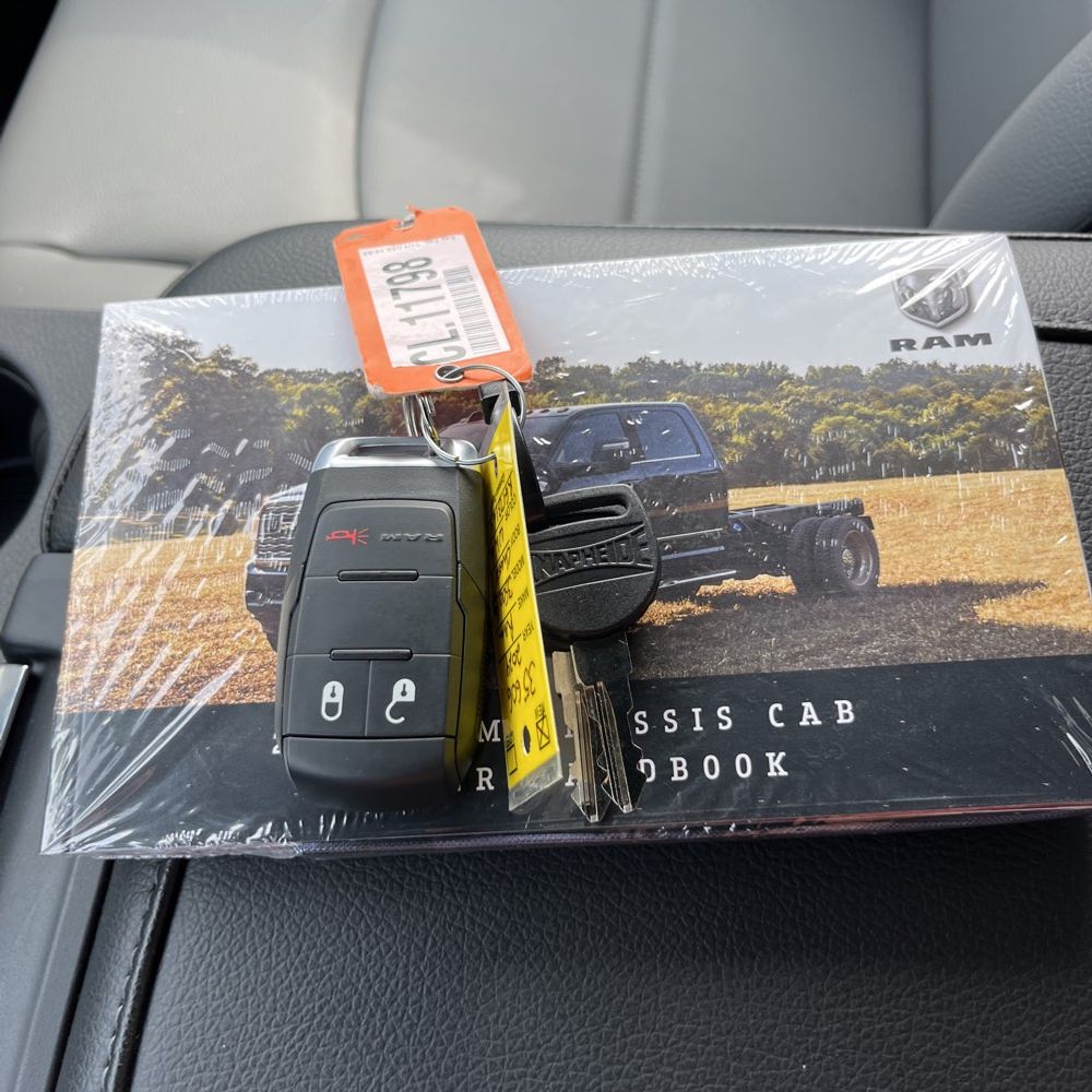 2024 Ram 3500 Cab/Chassis Tradesman