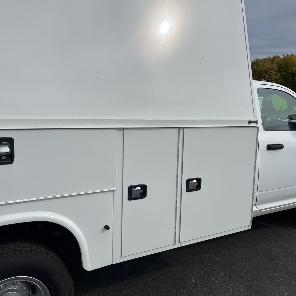 2024 Ram 3500 Cab/Chassis Tradesman