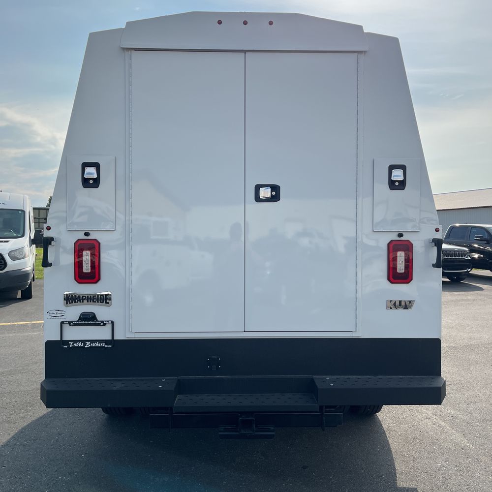 2024 Ram 3500 Cab/Chassis Tradesman