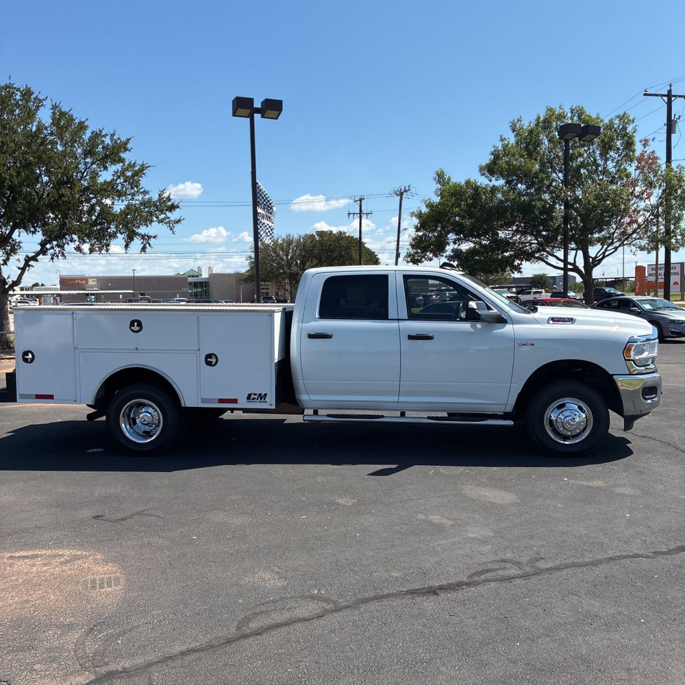 2022 Ram 3500 Cab/Chassis Tradesman