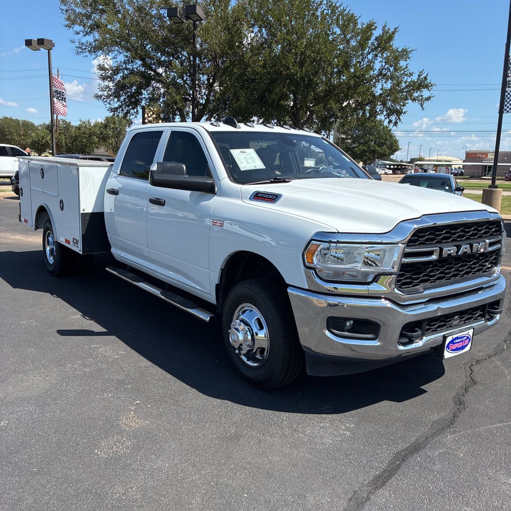 2022 Ram 3500 Cab/Chassis Tradesman