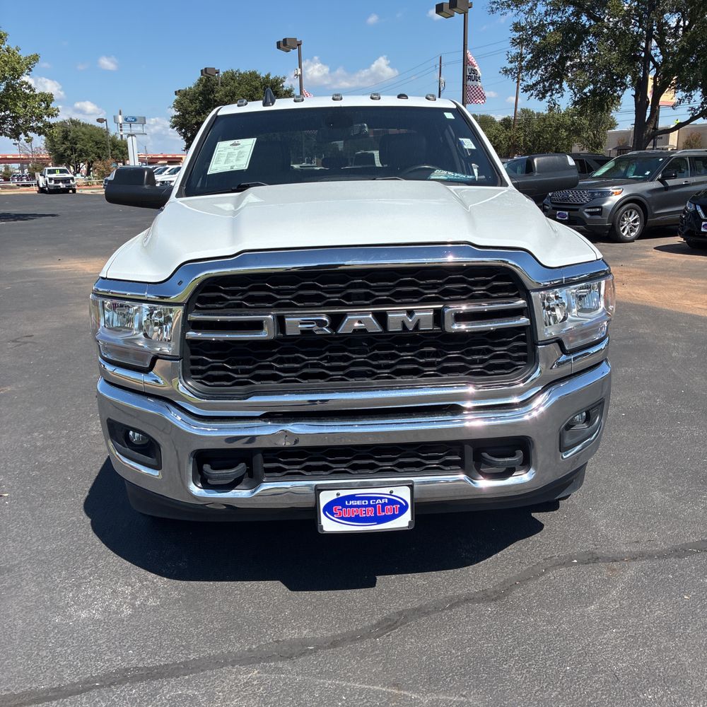2022 Ram 3500 Cab/Chassis Tradesman
