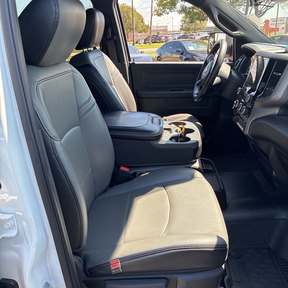 2022 Ram 3500 Cab/Chassis Tradesman