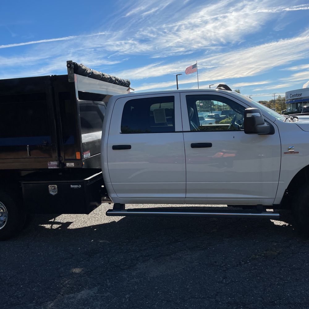 2024 Ram 3500 Cab/Chassis Tradesman