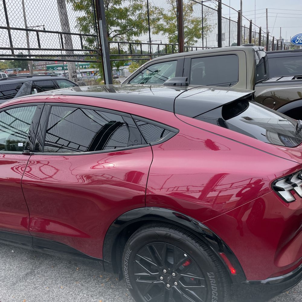 2025 Ford Mustang Mach-E Premium