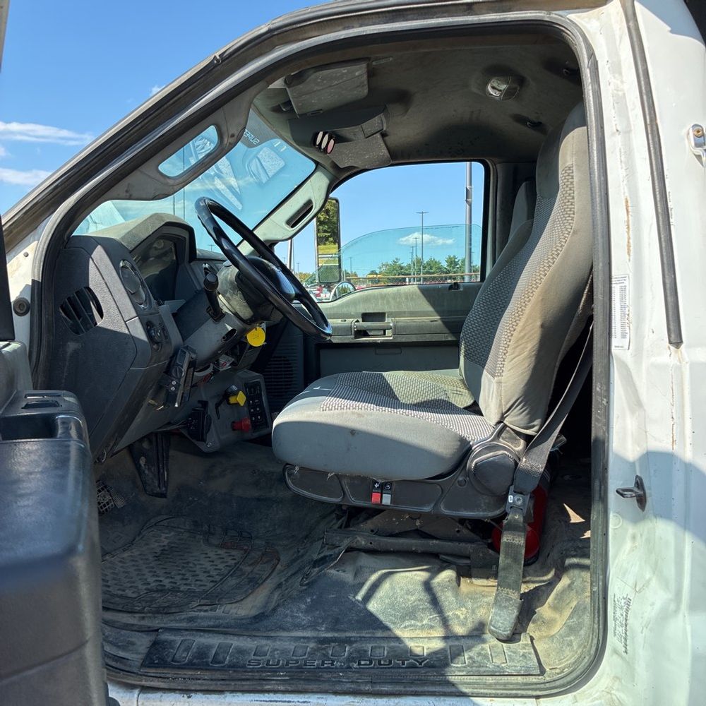 2014 Ford F750SD XLT
