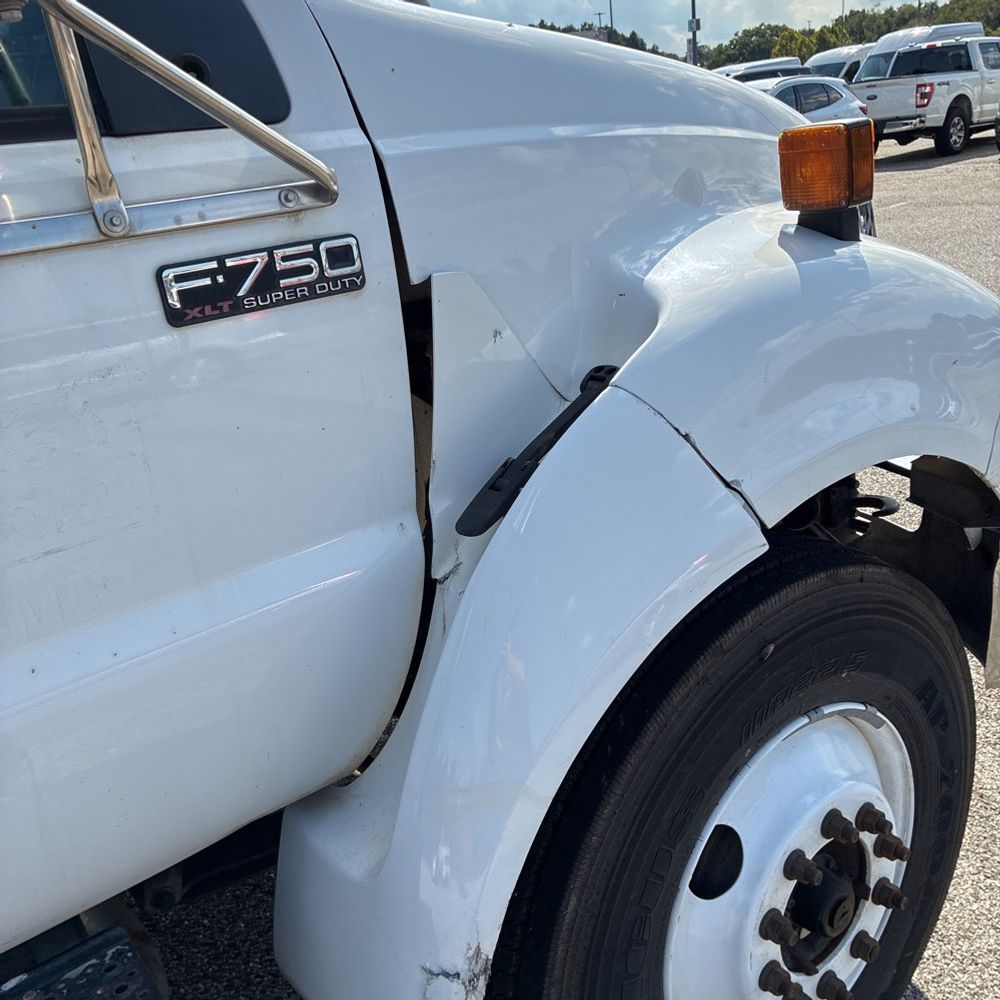 2014 Ford F750SD XLT