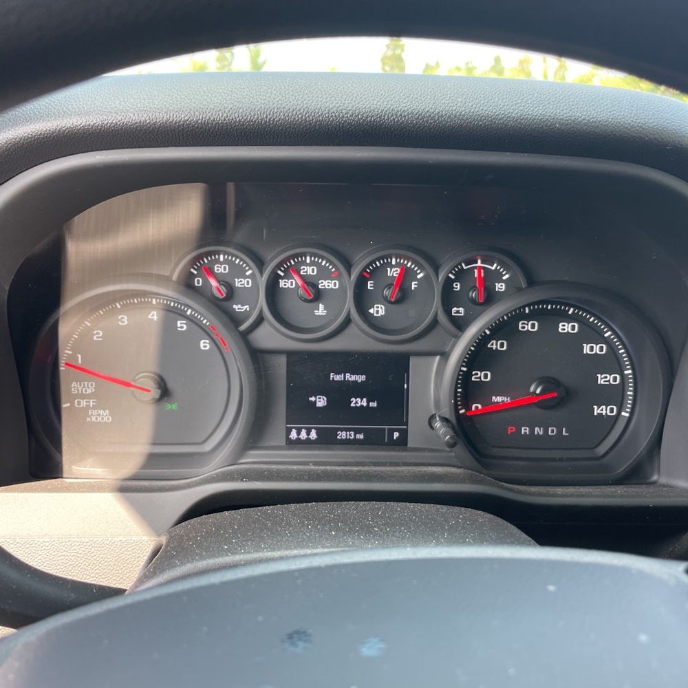 2025 Chevrolet Silverado 1500 Custom
