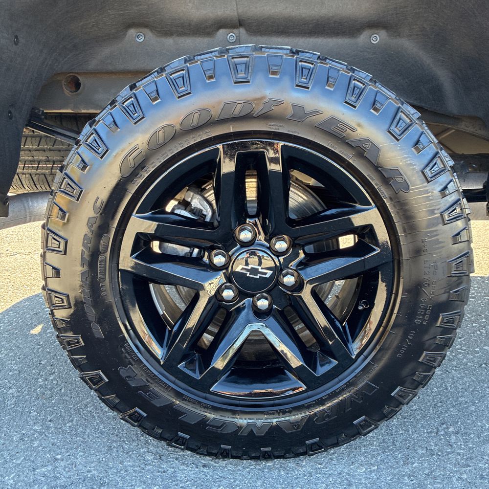 2023 Chevrolet Silverado 1500 Custom Trail Boss