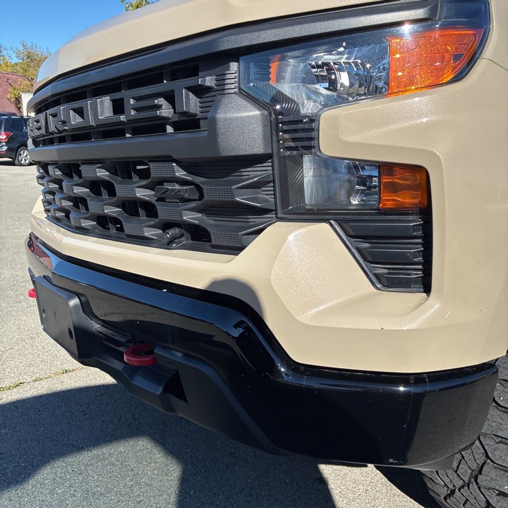2023 Chevrolet Silverado 1500 Custom Trail Boss
