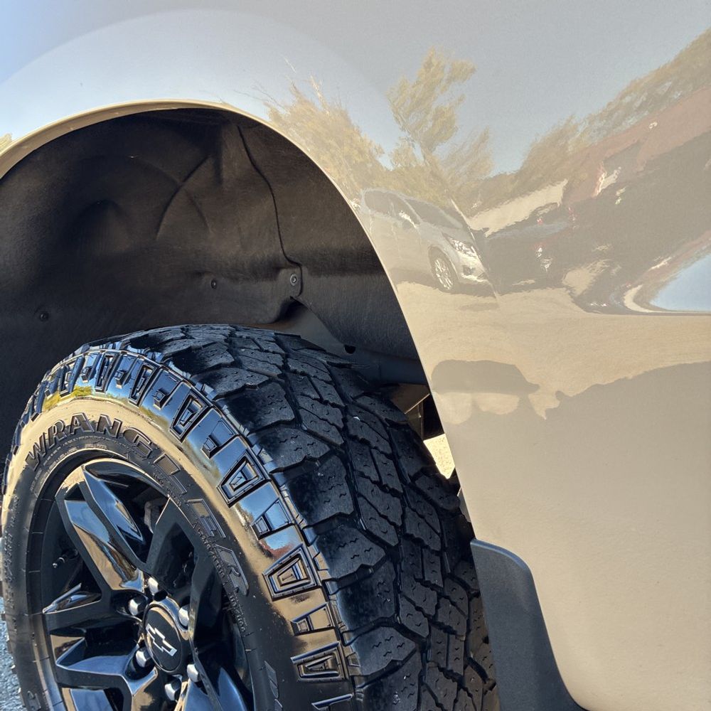 2023 Chevrolet Silverado 1500 Custom Trail Boss
