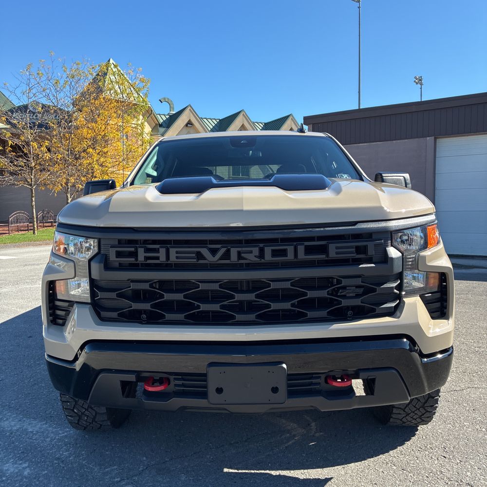 2023 Chevrolet Silverado 1500 Custom Trail Boss