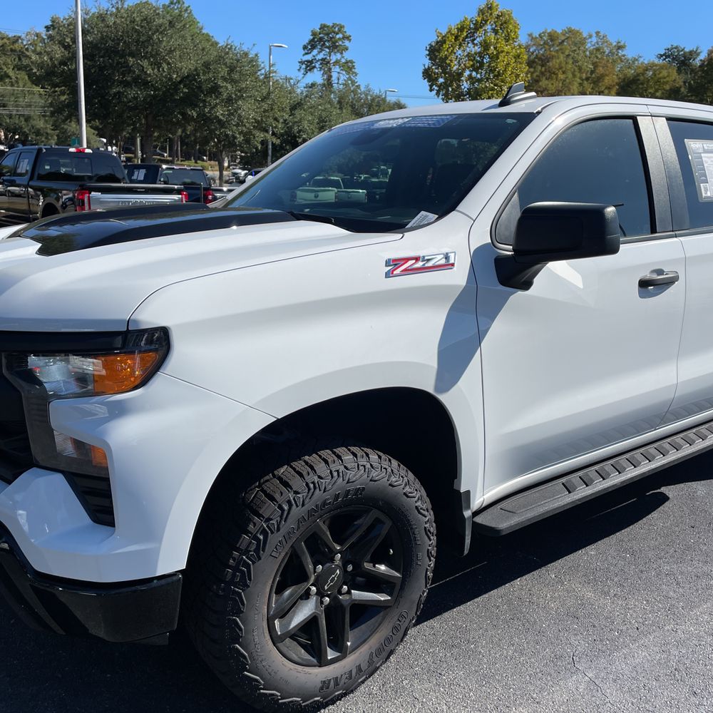 2024 Chevrolet Silverado 1500 Custom Trail Boss