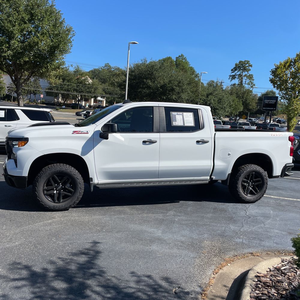 2024 Chevrolet Silverado 1500 Custom Trail Boss
