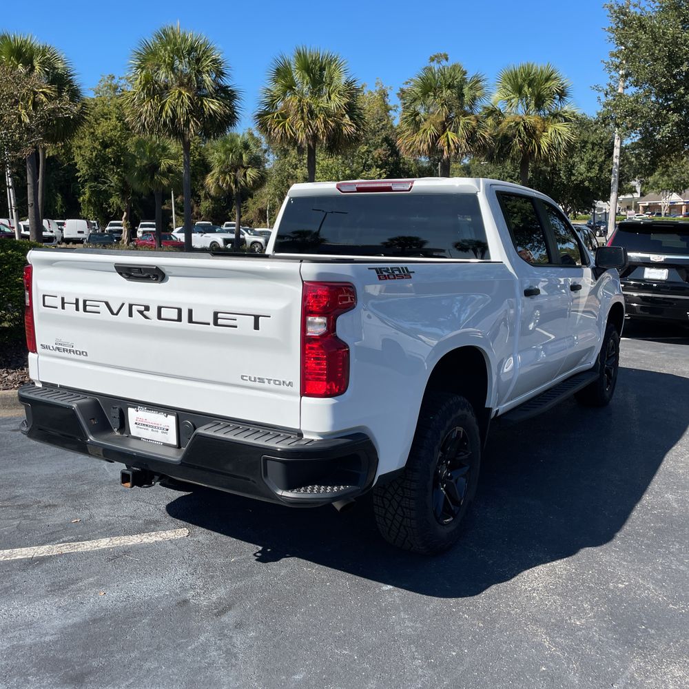 2024 Chevrolet Silverado 1500 Custom Trail Boss