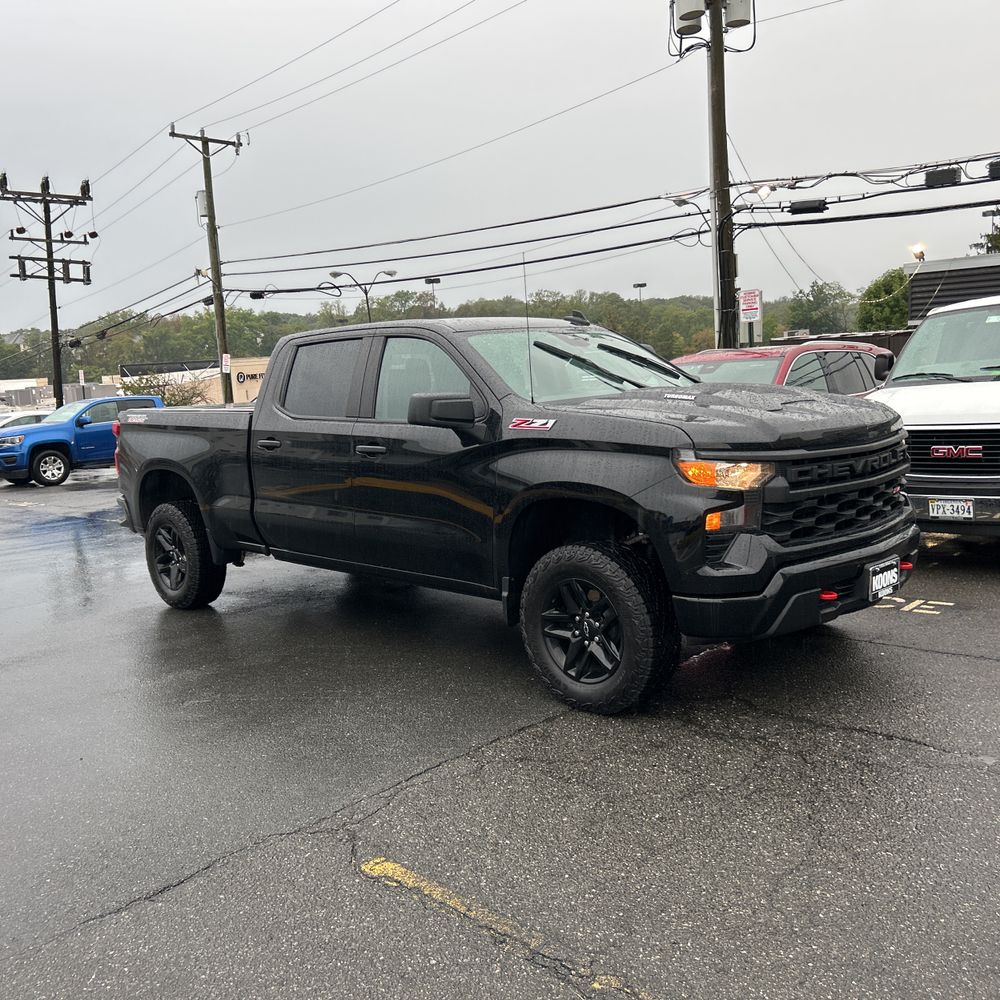 2024 Chevrolet Silverado 1500 Custom Trail Boss