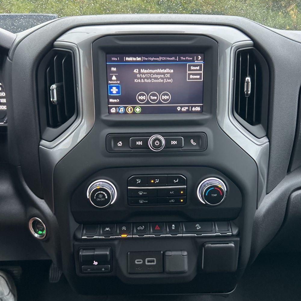 2024 Chevrolet Silverado 1500 Custom Trail Boss