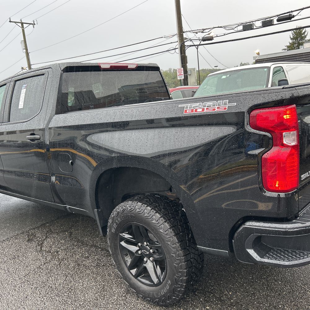 2024 Chevrolet Silverado 1500 Custom Trail Boss