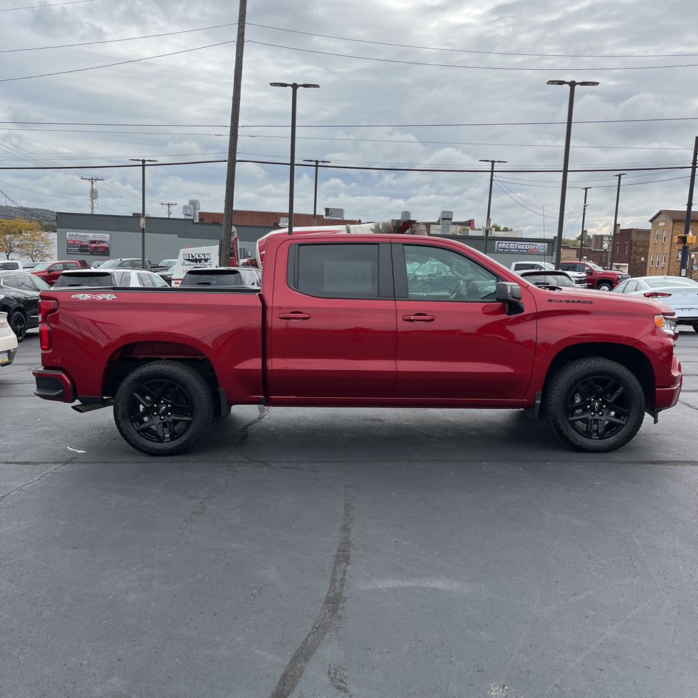 2024 Chevrolet Silverado 1500 RST