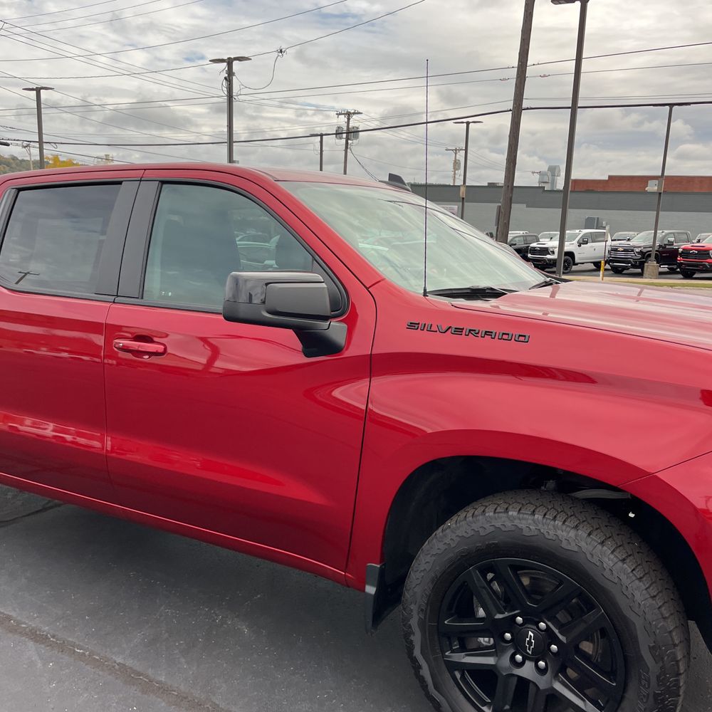 2024 Chevrolet Silverado 1500 RST