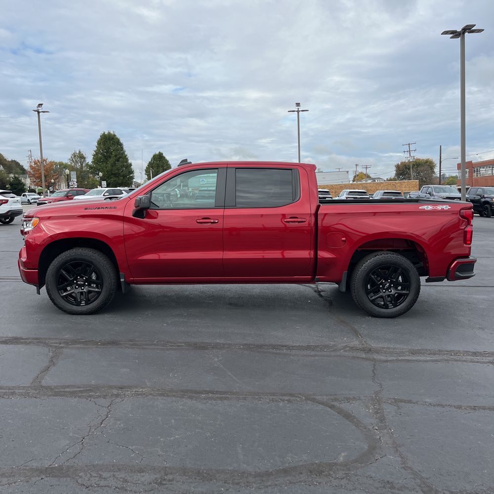 2024 Chevrolet Silverado 1500 RST