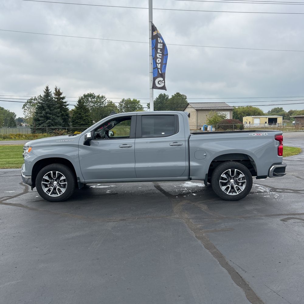 2024 Chevrolet Silverado 1500 LT