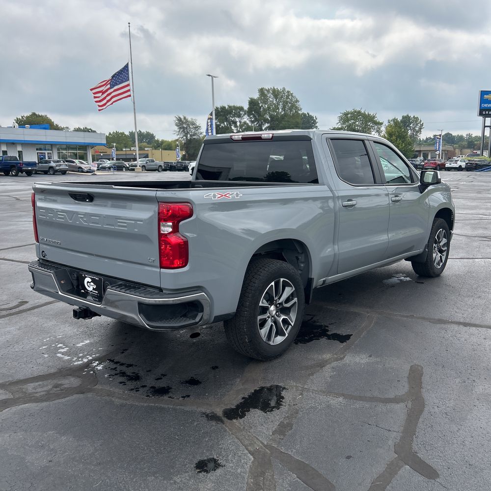 2024 Chevrolet Silverado 1500 LT