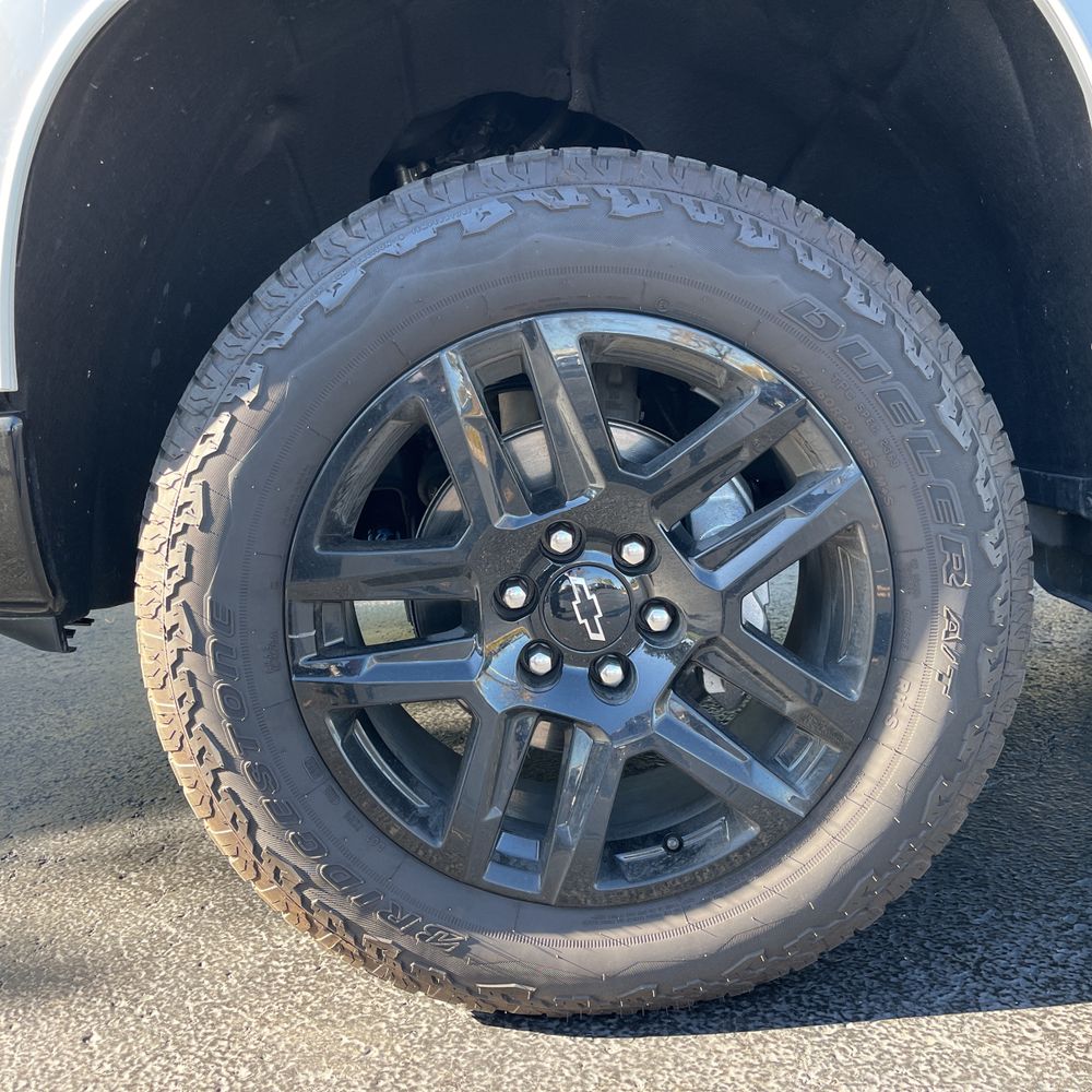 2025 Chevrolet Silverado 1500 Custom Trail Boss