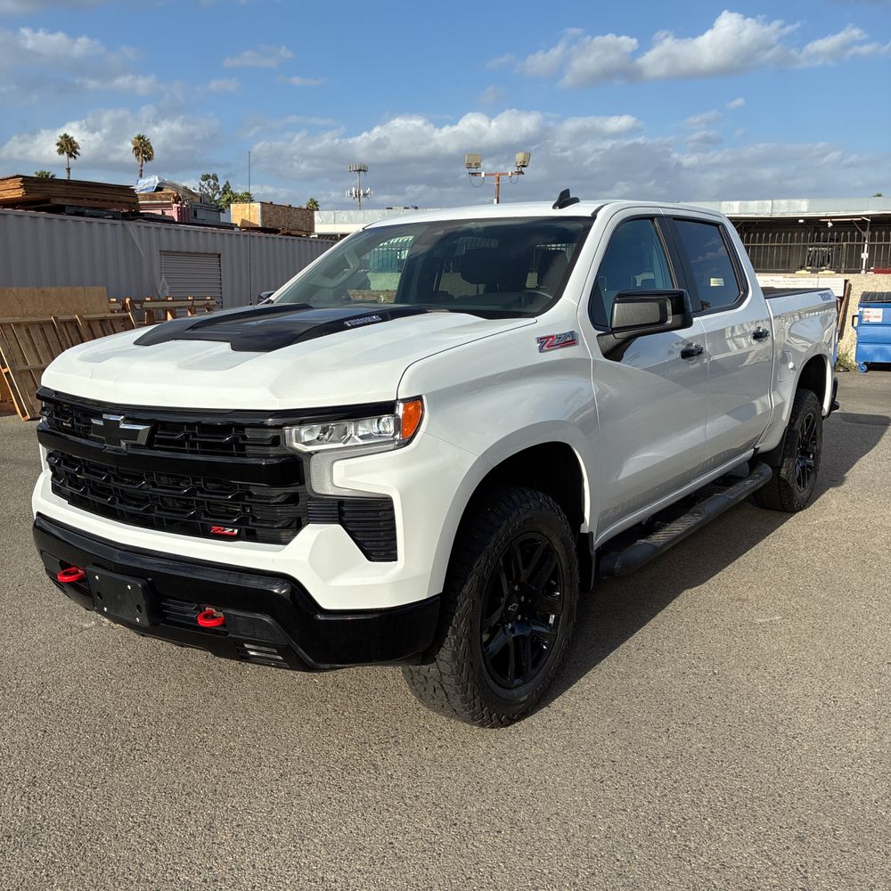 2025 Chevrolet Silverado 1500 LT Trail Boss
