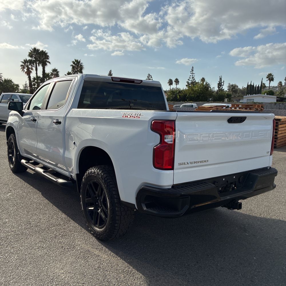 2025 Chevrolet Silverado 1500 LT Trail Boss