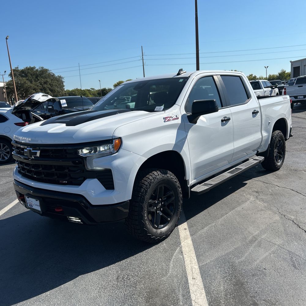 2024 Chevrolet Silverado 1500 LT Trail Boss