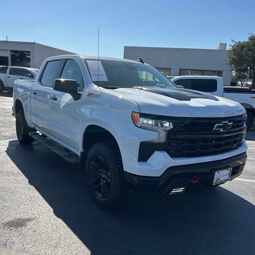 2024 Chevrolet Silverado 1500 LT Trail Boss