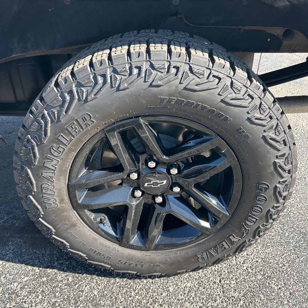 2024 Chevrolet Silverado 1500 LT Trail Boss